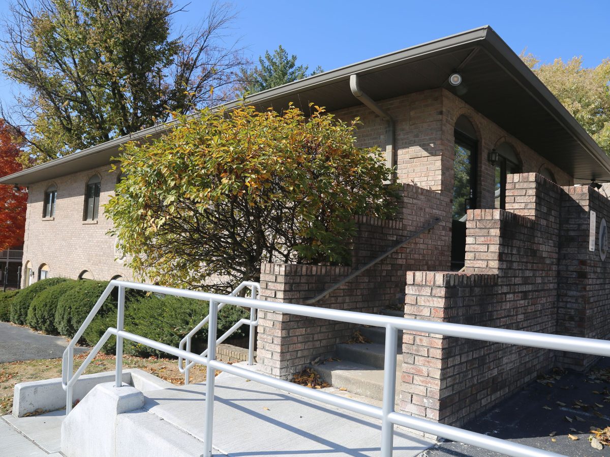 219 E 17th building picture