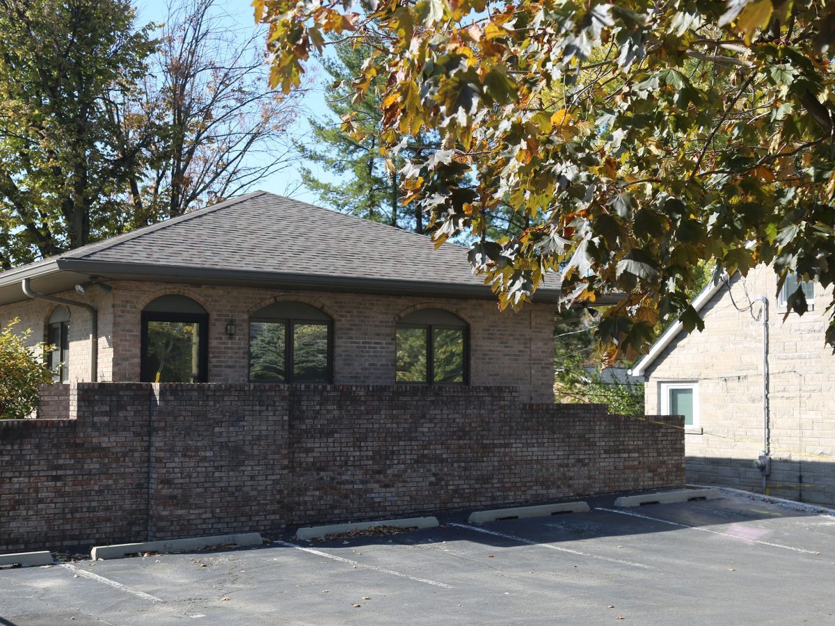 219 E 17th 2H7A4809 postpro