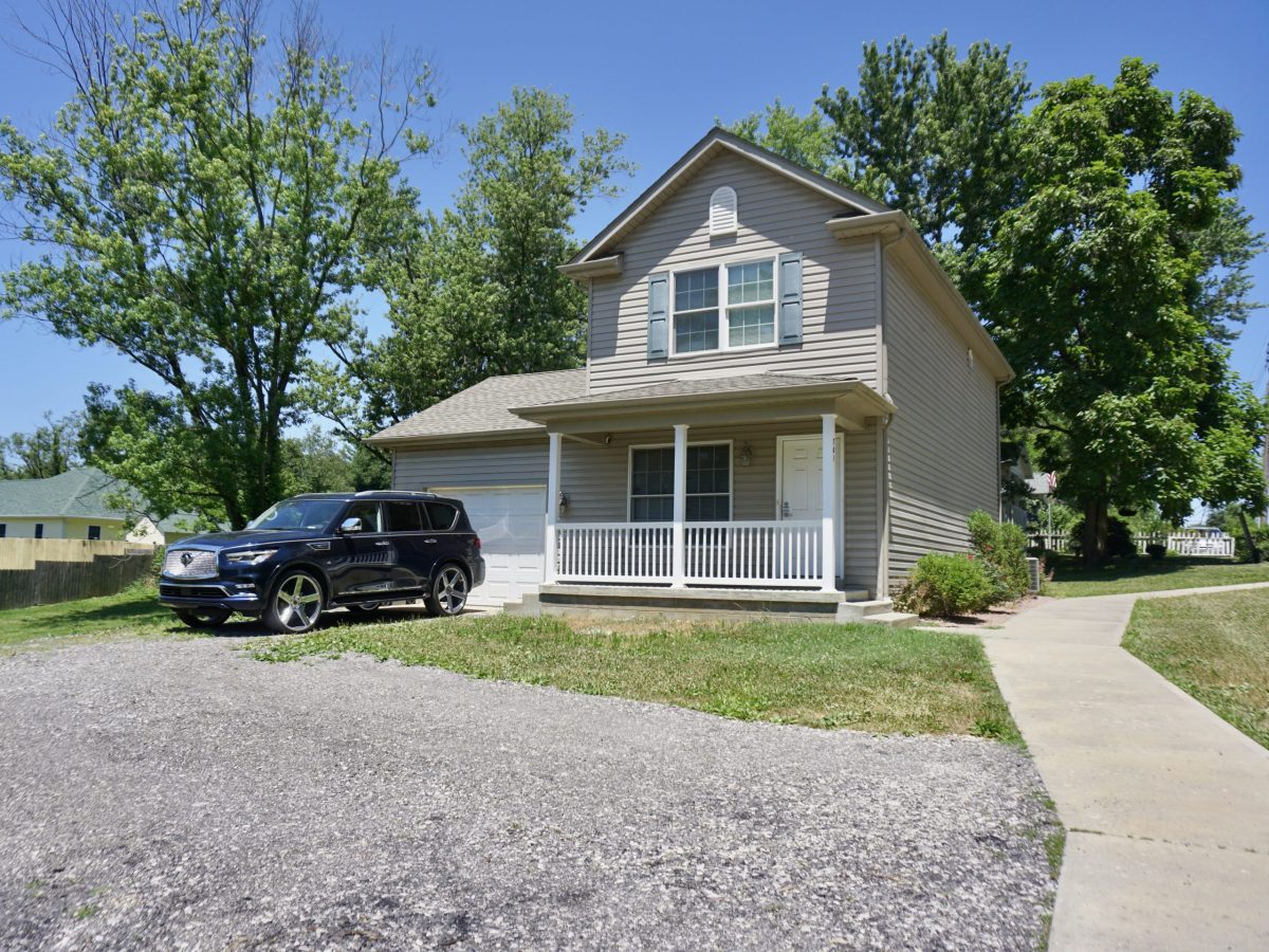 701 N Lindbergh