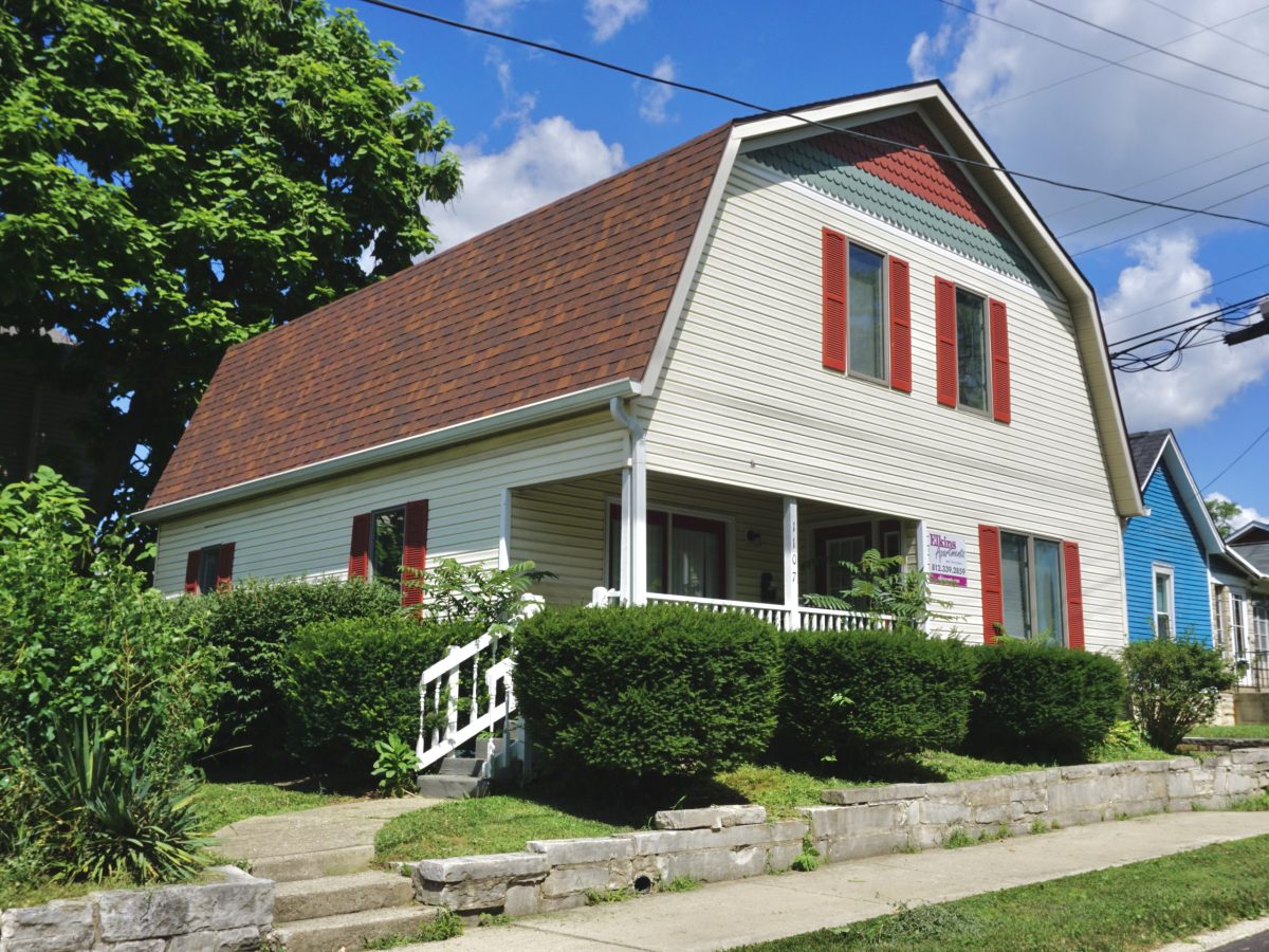 1107 N Indiana